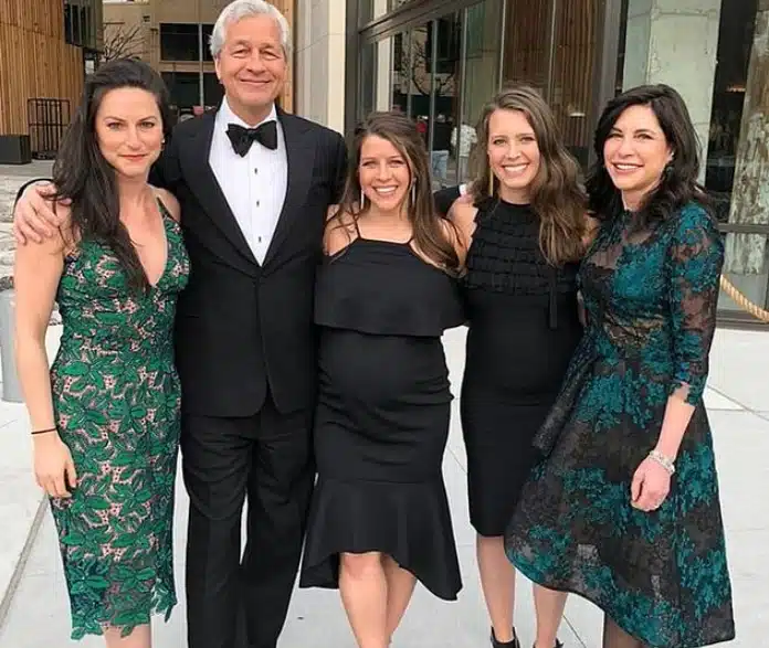 Kara Leigh Dimon Age